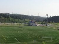 青森県フットボールセンター人工芝3